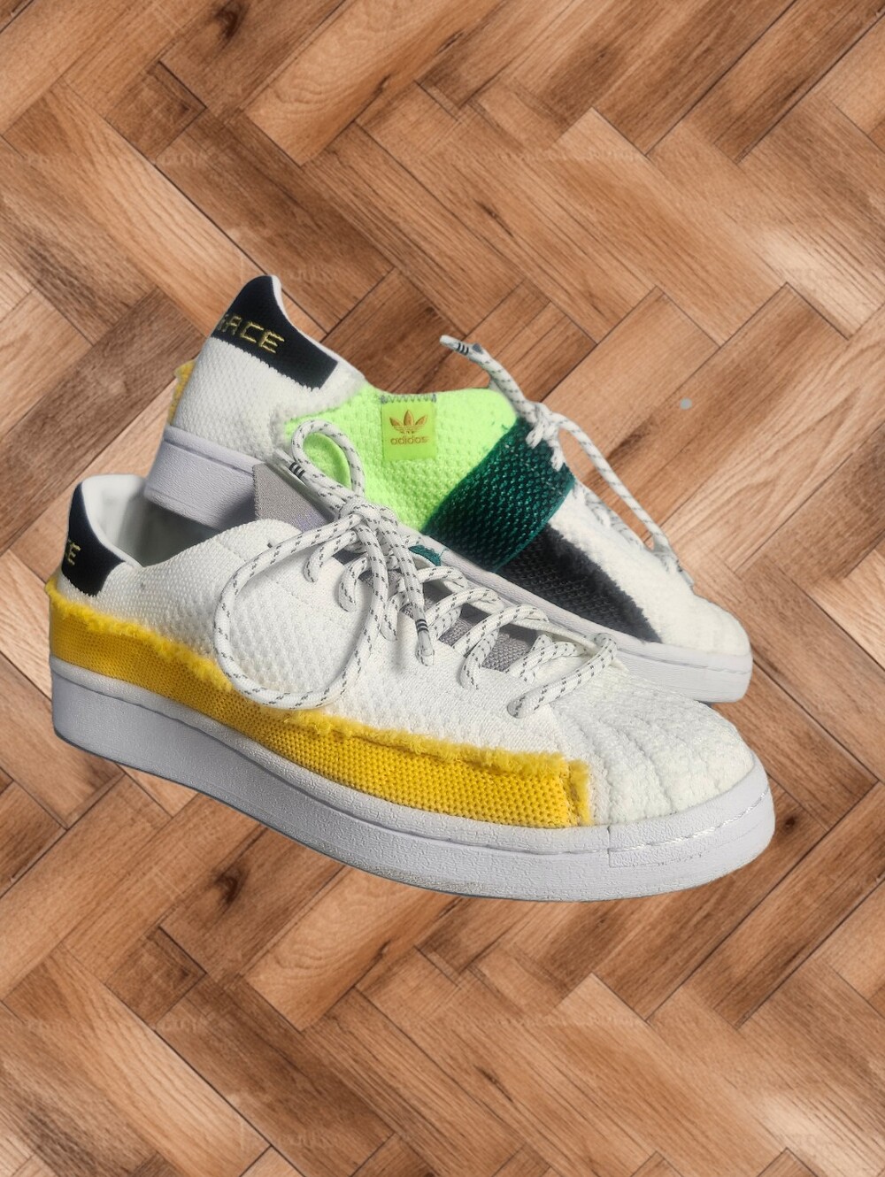 ​👟 Rare Pharrell Williams x adidas Superstar 'Patchwork' (FY2294)